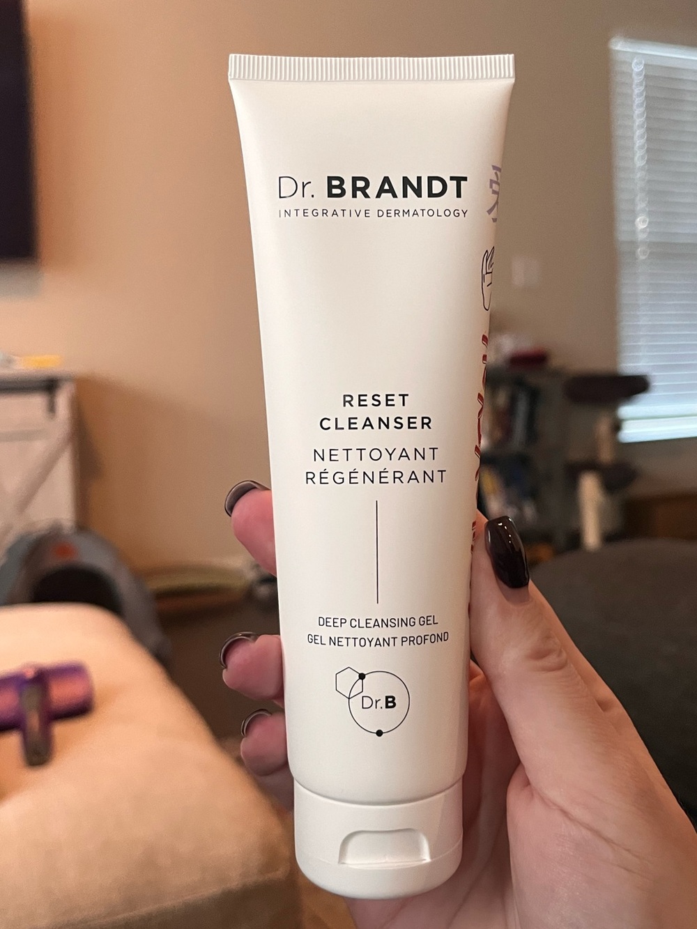 Dr. Brandt - Reset Cleanser - Picture 7 of 9
